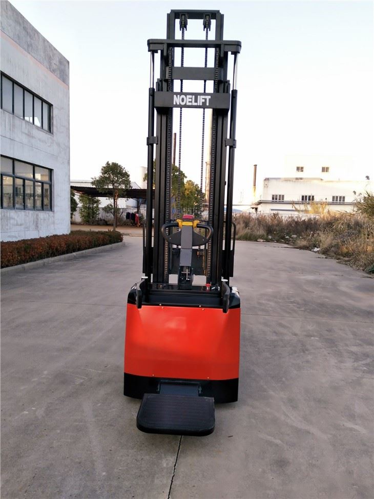 Električni viličar, enostaven za upravljanje 1500 mm in 2000 kg